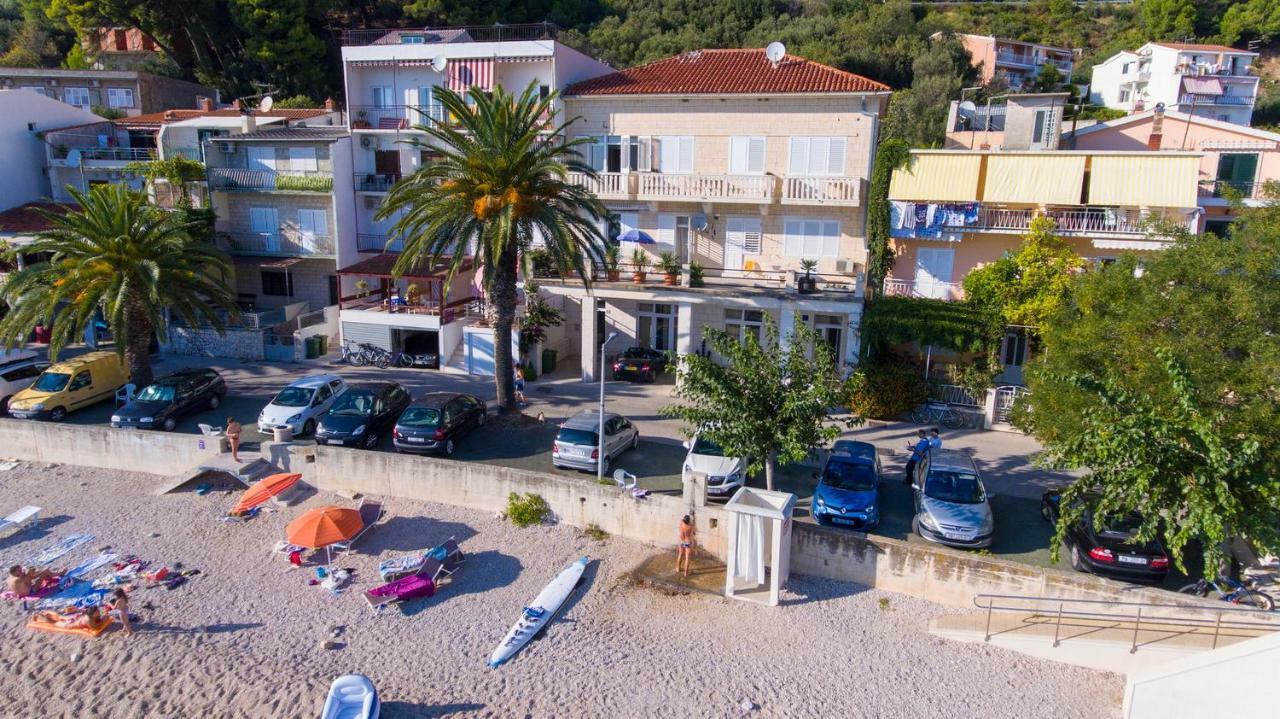 Apartments Lara Podgora Buitenkant foto