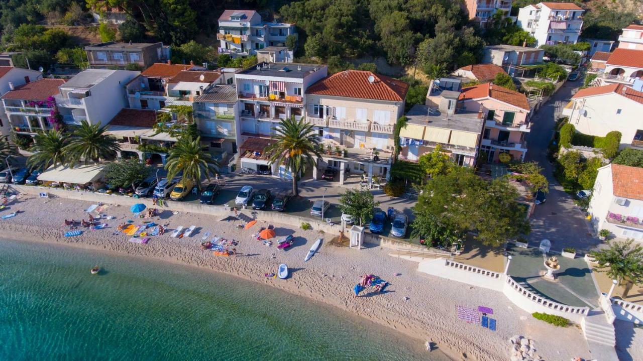 Apartments Lara Podgora Buitenkant foto