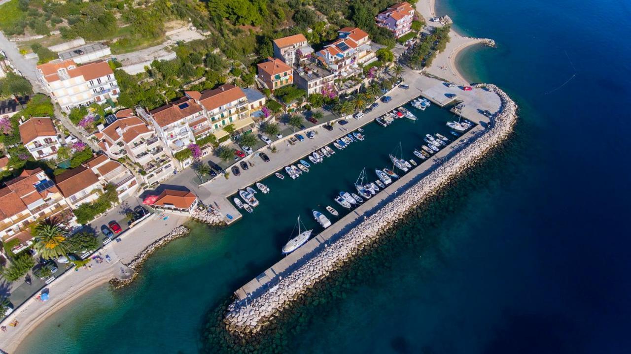 Apartments Lara Podgora Buitenkant foto